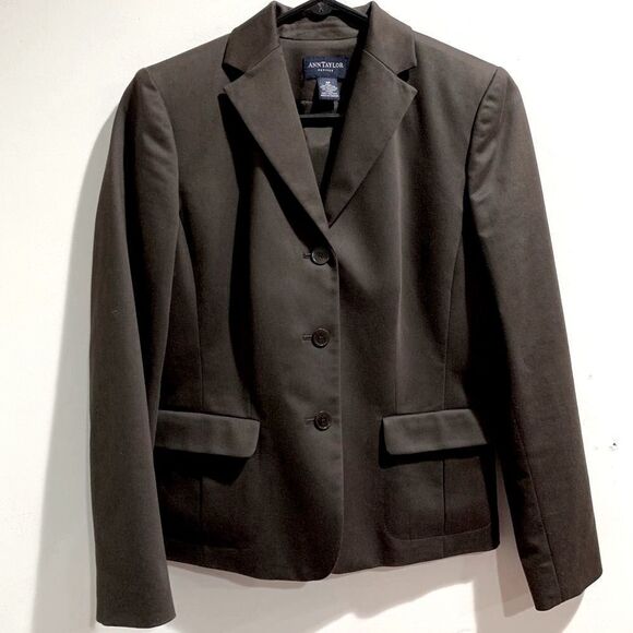 Ann Taylor Petites Brown Blazer — Size 4P - Picture 2 of 6